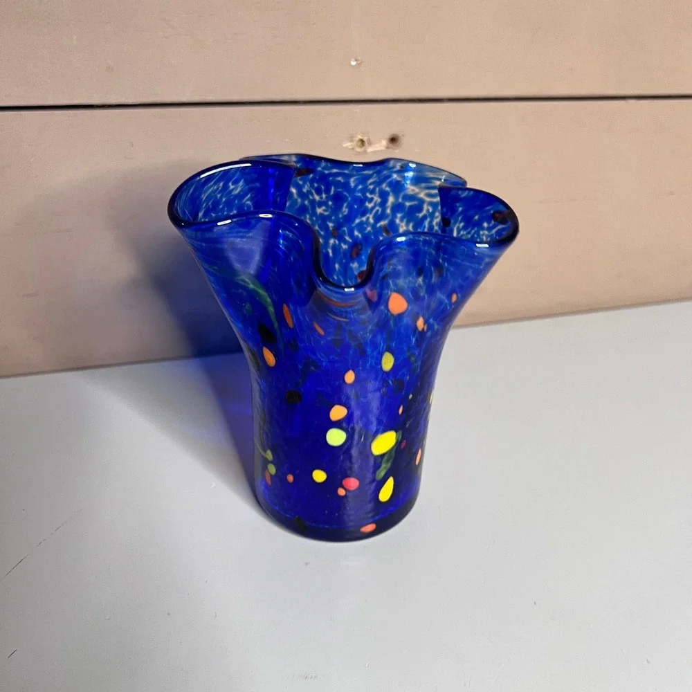 Hand Blown Cobalt Blue Confetti Glass Vase Ruffled Handkerchief Rim‎ 5.5 Inch